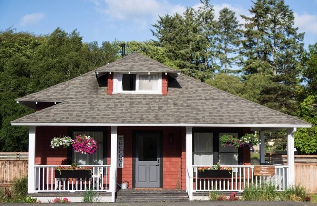 Seaview Beach Bungalow