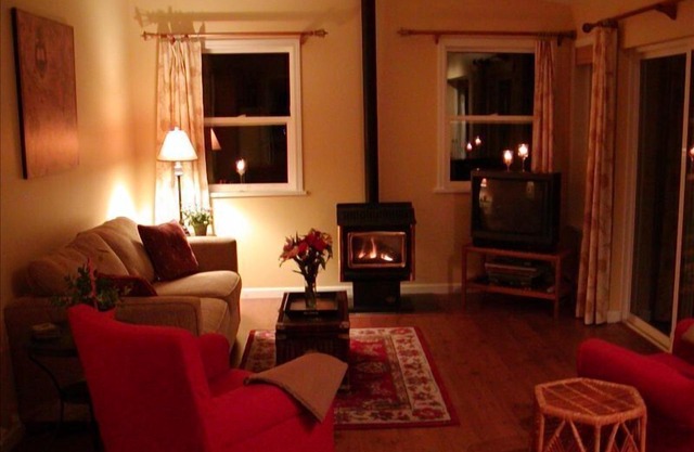 Sechelt Oceanfront Suites