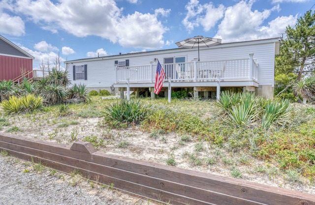Secluded Beach home with amazing views close to all.