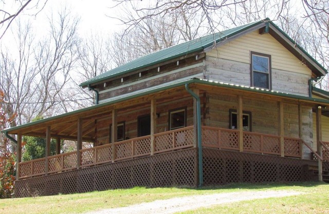 Secluded Cabin, Family and Pet-Friendly