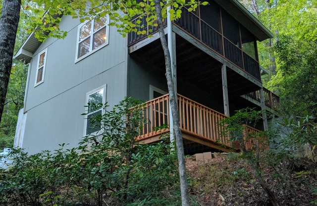 Secluded cabin, yet 3 minutes from town. Has Wi-Fi and land line phone.