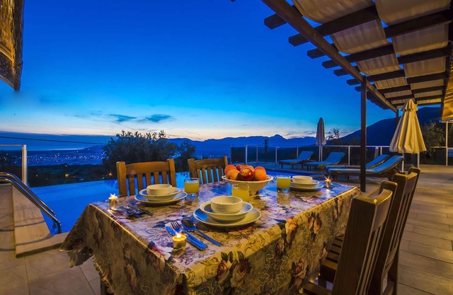 Secluded Charming Villa Donat Duo for Four Guests, Great Views & Private Pool