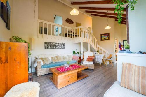 Secluded Forest Cottage in Northcross