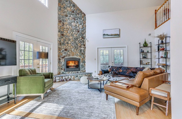Secluded Kerhonkson Retreat with Deck + Views!