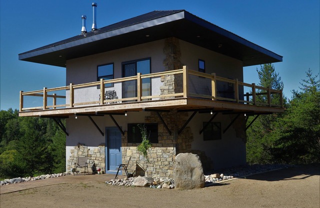 Secluded Lookout Cabin- Fishing, ATV Trails, Canoe, Kayak & Campfires.