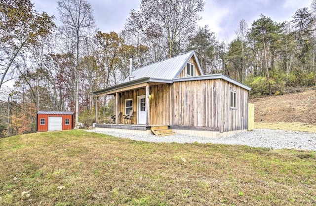 Secluded Patriot Escape - 50 Acres of Hiking!