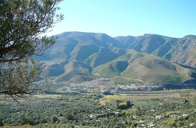 Secluded stone built country house, a totally private pool and amazing views.