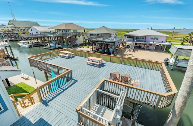 Second Wind Bay House - Fish, Float, Fun!