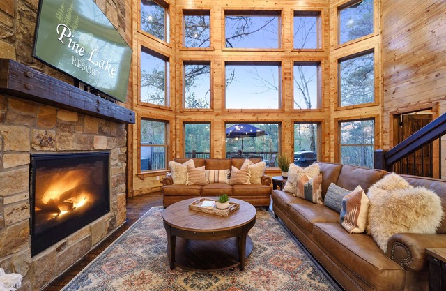 See the awe-inspiring views of the Ouachita mountains from the stunning window wall