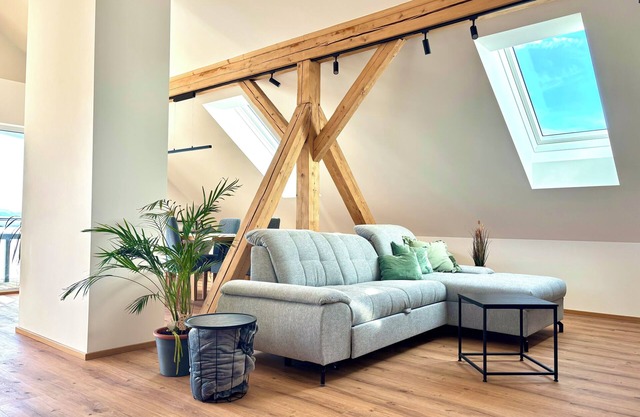 "Seeblick" guest house - Bright penthouse apartment on the outskirts of Salzburg