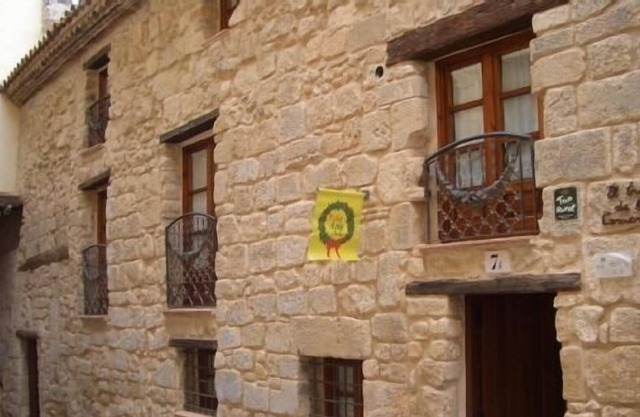 Self catering El Trull de la Comanda for 8 people