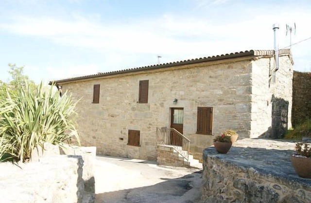 Self catering A Eira da Laxe for 8 people