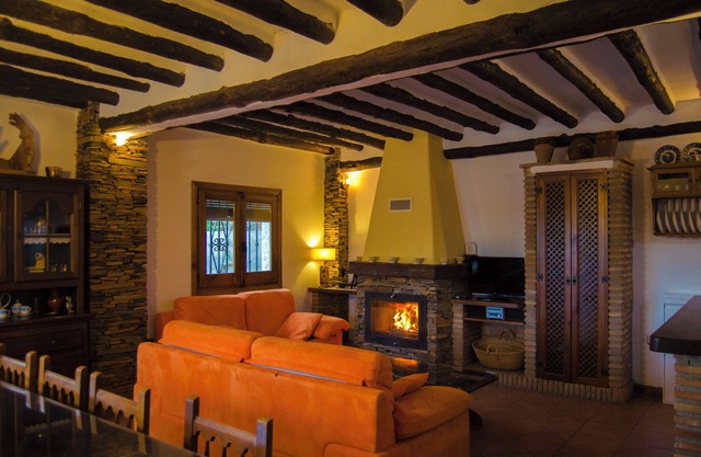 Self catering Balcón de Válor for 8 people