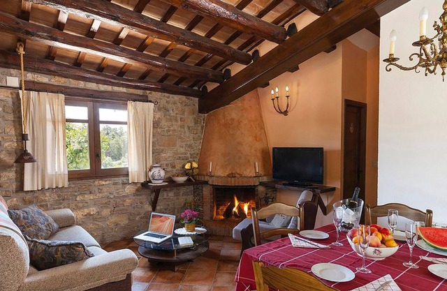 Self catering Cal Carulla for 5 people
