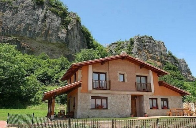 Self catering El Manzanal for 8 people