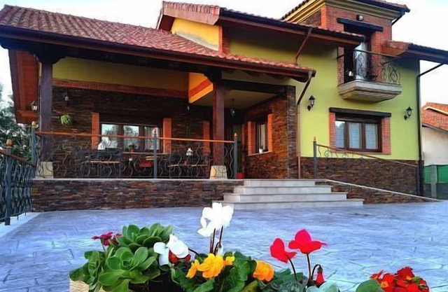 Self catering La Aguilerina for 4 people