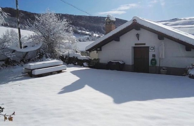 Self catering Lazkotzenea for 9 people