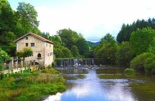 Self catering Molino de Alli - Alliko Errota for 8 people