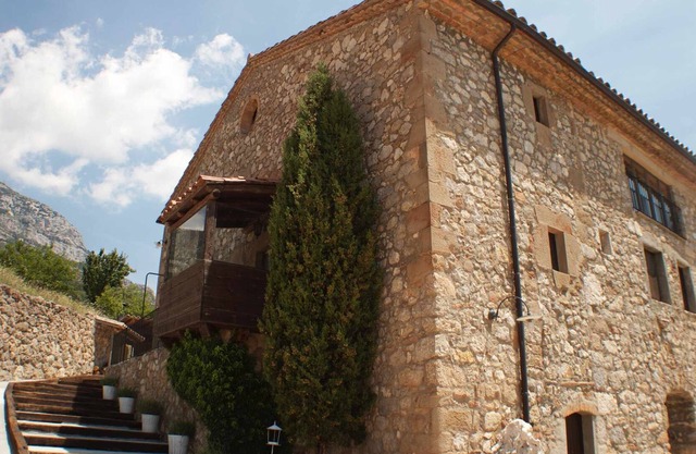 Self catering Poble Rural Puigarnau-Pubilló for 10 people