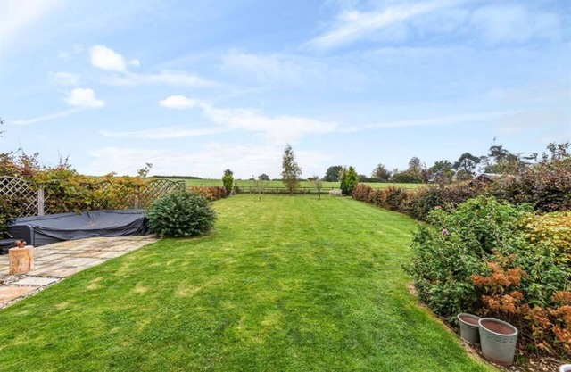 Self-Contained Annex Peaceful Village Setting with Fields Behind. Pet friendly!