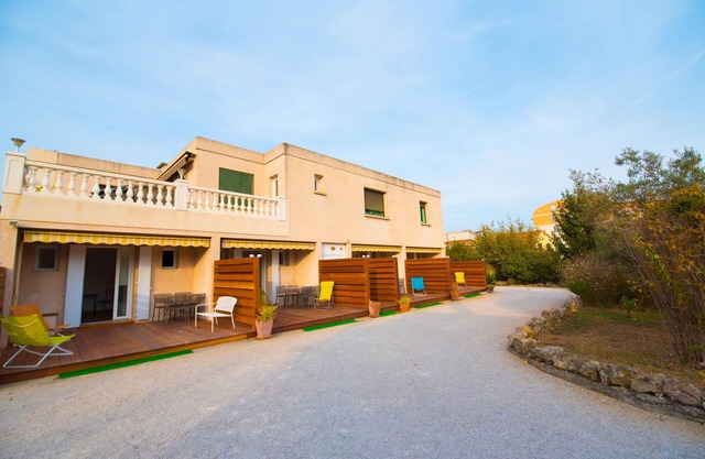 Self-contained apartment in 3* villa