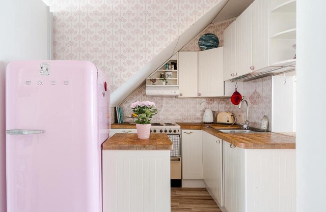 SELF-SERVICE apartment 7 min walk from railway station