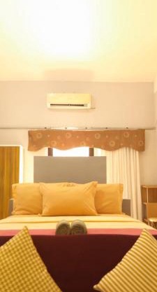 Selong Belanak Bungalows
