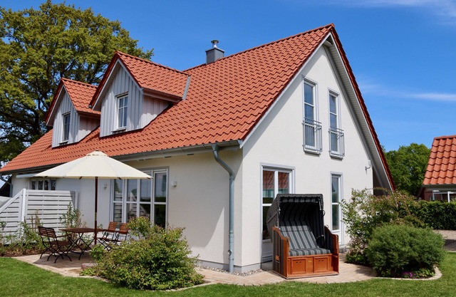 Semi-detached house " Seestern " on the Baltic Sea, fireplace, sauna, free WLAN -SEASIDE-
