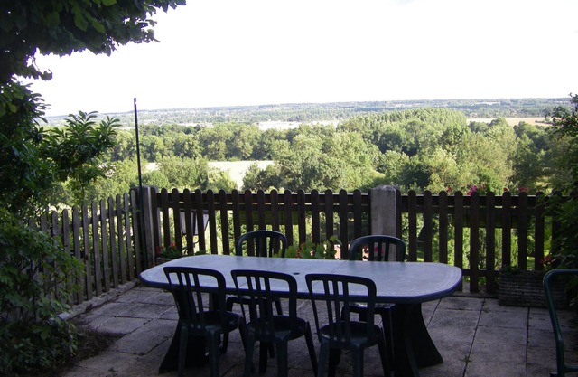 Semi-Troglodyte House, 4 A 8 Sleeps - 5 Min D Amboise - Chateau View