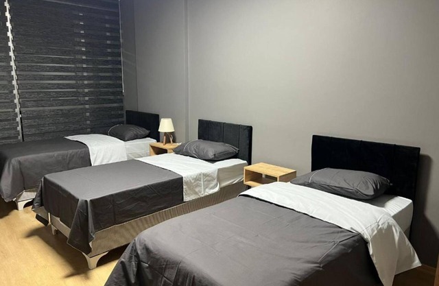 Sena's House Single Quadruple Room