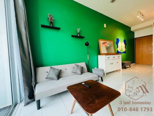 Senai Garden Apartment near Senai Airport&JPO