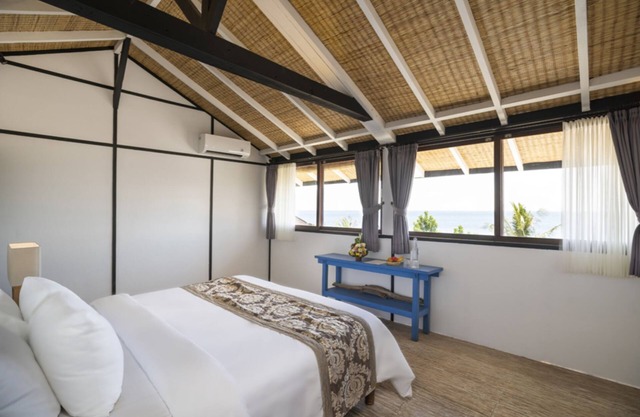 SERAYA Ocean View Cottage