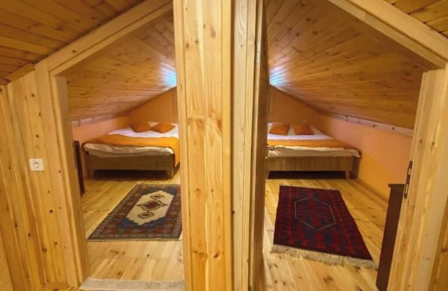 Serbesler Botanik, No:4 - Wooden Housen