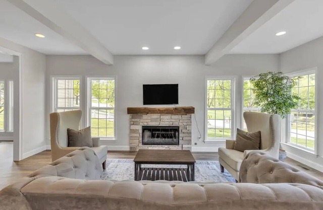 Serene 4BD/4BA Countryside + HotTub by Lake & Golf