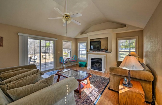 Serene Blue Ridge Getaway in Galax with Yard!
