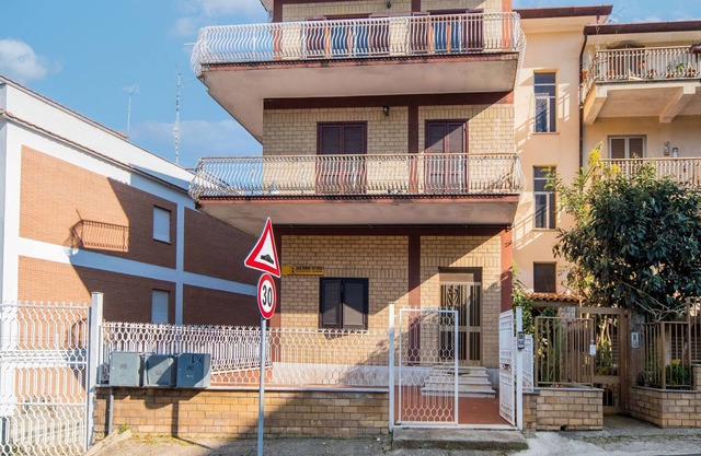 Serene Holiday Home in Priverno City Center