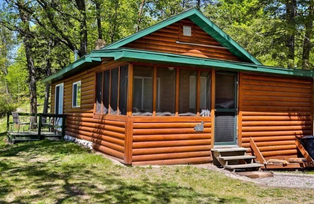 Serene Lakefront Cabin - Steps from Big Turtle Lake