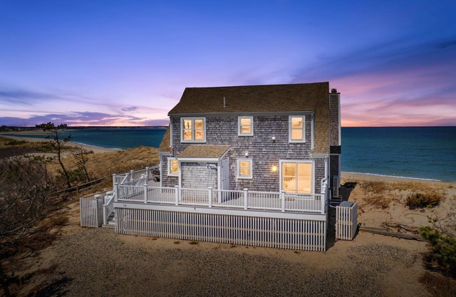 Serene Oceanfront Getaway w/Stunning Views