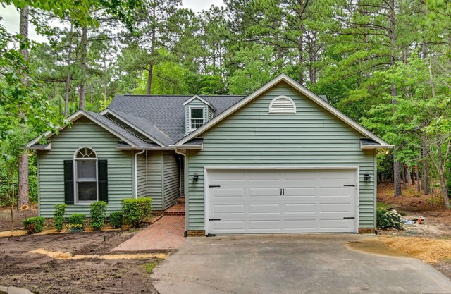 Serene Sanford Home w/Community Pool - Near Beach