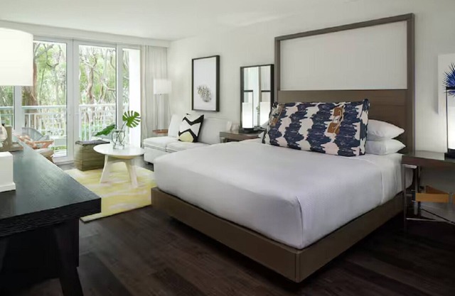 Serene Suite w/Hammock Views & Two Waterfall Pools - Your Oasis Awaits!