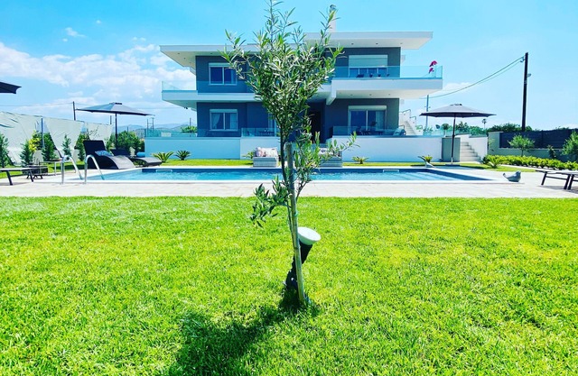 SERENITY HOUSE IN NAFPLIO