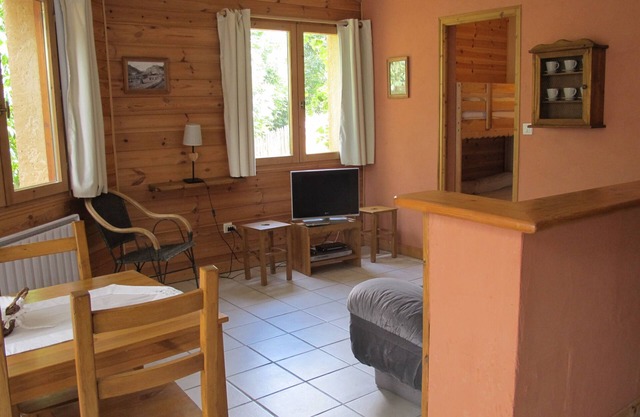 Serre-chevalier Briancon cozy apartment with all comfort wifi garden level