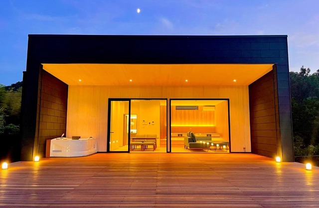 SETO CLAS AJI THE SEASIDE HILLS RESORT