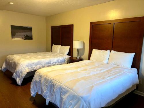 Shady Cliff Resort 103