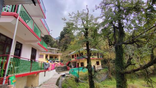 Shanti Guest House