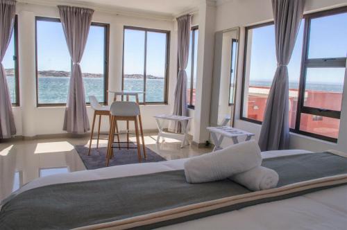Shark Island Guesthouse