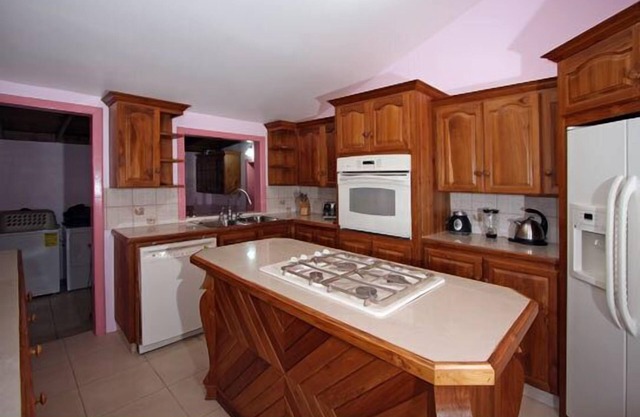Sheppy's Den Villa