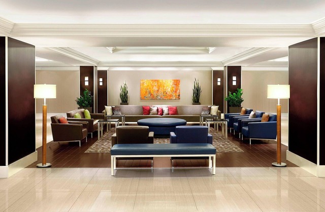Sheraton Montreal Airport Hotel
