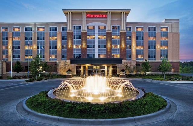 Sheraton St. Paul Woodbury Hotel