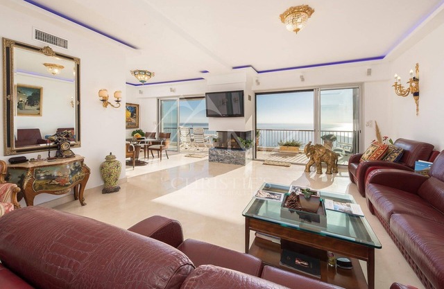 'Ship in the sky' Duplex Luxury 5 minutes drive from the centre Cannes.